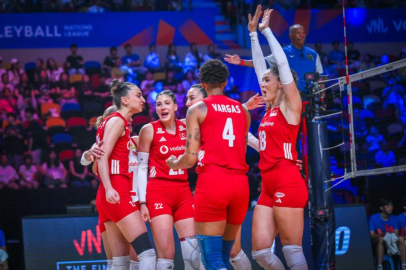 A Milli Kadın Voleybol Takımı, Milletler Ligi'nde şampiyon oldu
