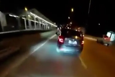 Bursa'da sollamak isterken otomobile çarptı
