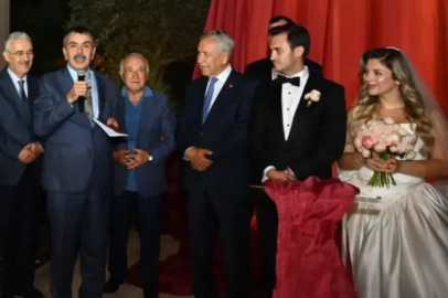 Siyaset ve iş dünyası Bursa'daki nikâhta buluştu