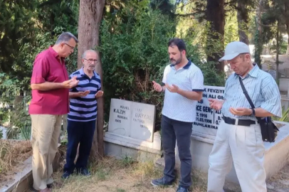 Kazım Baykal Bursa'da mezarı başında anıldı