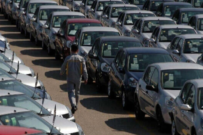Otomotiv pazarı ocak-temmuz döneminde daraldı