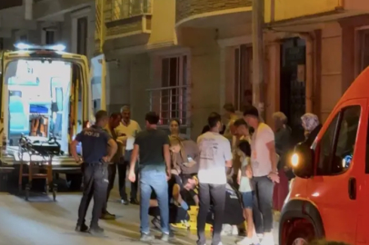 Bursa'da yola aniden fırlayan çocuğa minibüs çarptı