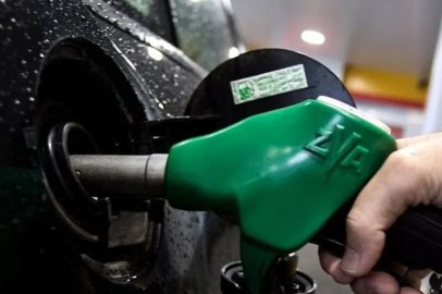 Benzine dev indirim! Pompaya fiyatlarına yansıyacak mı?