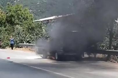 Bursa’da otomobil alevlere teslim oldu! Geriye enkazı kaldı