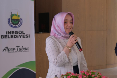 İnegöl Belediyesi'nden "Atıktan saksıya, saksıdan yaşama" etkinliği