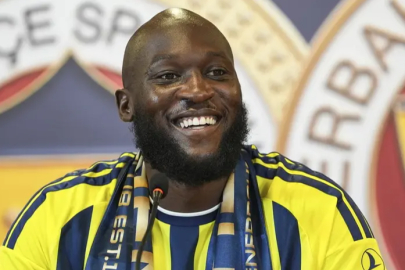 Fenerbahçe, Lukaku'yu UEFA listesine ekledi