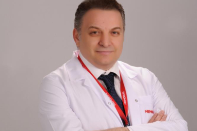 Masa başında çalışanlara omurga sağlığı uyarısı