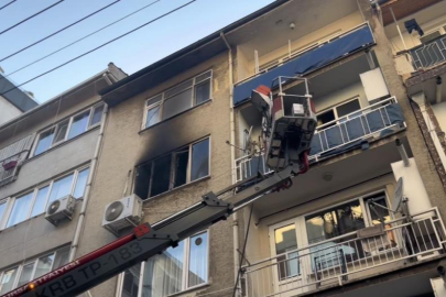 Bursa’da korkutan yangın...Mahalleli sokağa döküldü