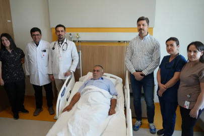 Açık kalp ameliyatı olmadan kalbindeki delikten kurtuldu