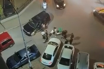 Bursa'da "sinyal ver" diye bağırdı, sözlü tartışma kameraya yansıdı