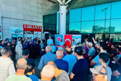Bolu’dan 25 kişilik umre kafilesi dualarla uğurlandı