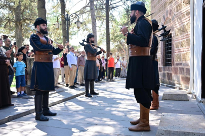 Bursanın 700 yıllık fethin hikayesi kalemle hayat bulacak