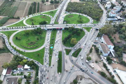 Bursa’da okullar açıldı, korkulan trafik yoğunluğu oluşmadı