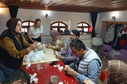 İnegöl Engelsiz Sosyal Yaşam Merkezinde renkli etkinlik