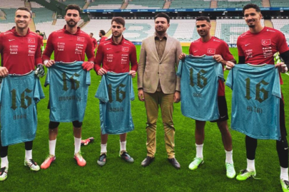 Bursaspor Başkanı Enes Çelik’ten A Milli Takım’a ziyaret