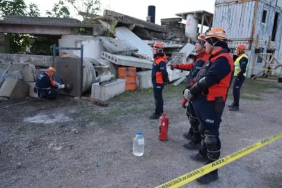 Bursa AFAD Arama ve Kurtarma Birliği'nin ulusal akreditasyon sınavı başarıyla tamamlandı