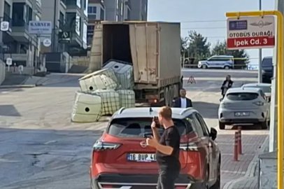 Bursa'da asit paniği! O cadde trafiğe kapatıldı