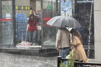 Bursa’da sağanak başladı fırtına uyarısı geldi