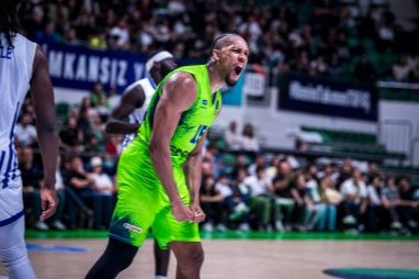 TOFAŞ BKT Eurocup'ta 3'te 3 yaptı: 90-85