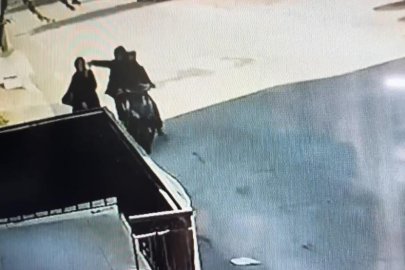 Bursa'da  telefonla konuşurken kapkaça uğradı