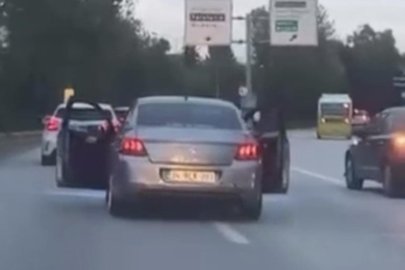 Bursa'da trafikte tehlikeli yolculuk kamerada