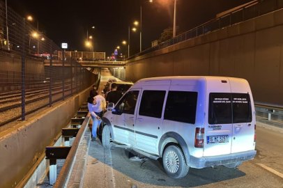 Bursa'da  Otomobile çarpan motosiklet sürücüsü yaralandı