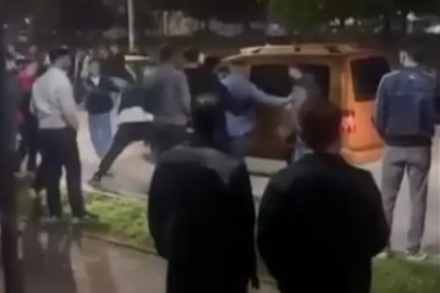 Bursa'da tekmeler havada uçuştu