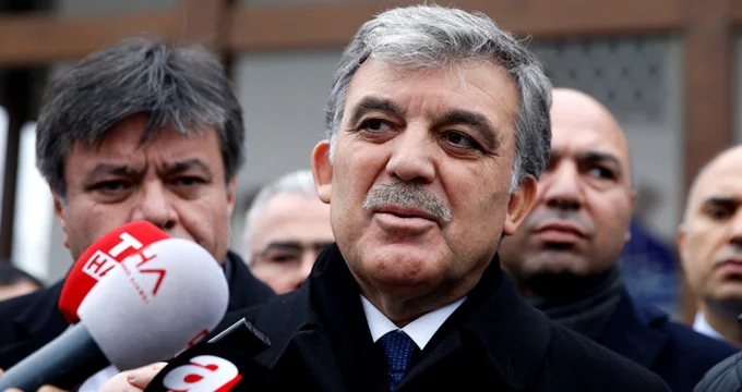 Abdullah Gül'den Eleştirilere Yanıt: Polemiğe Girmek istemiyorum