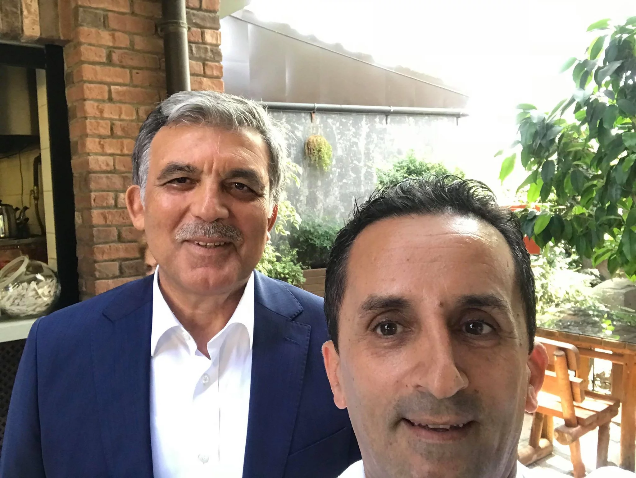 Abdullah Gül'ün köfte molası