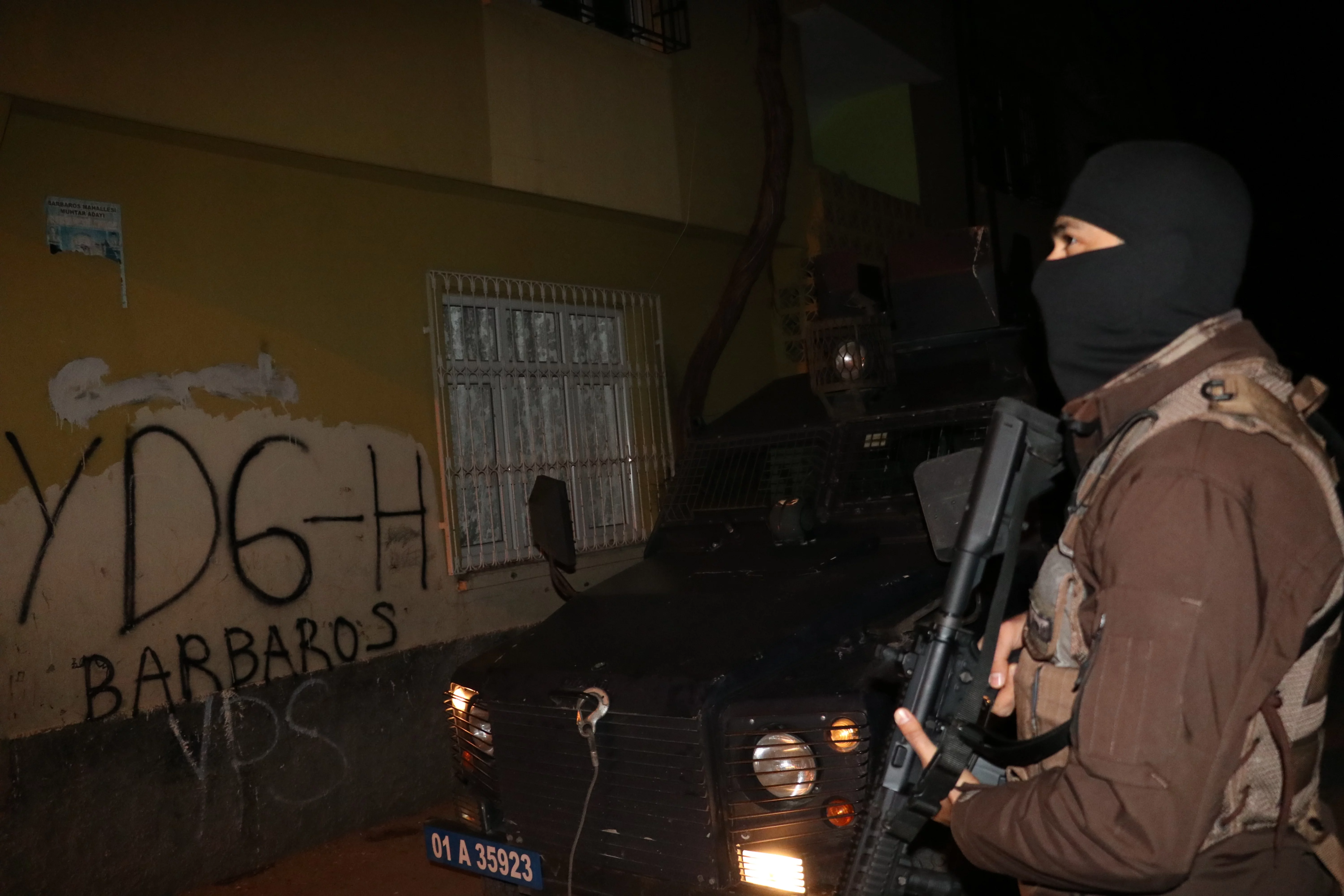 Adana merkezli 5 ilde PKK/KCK operasyonu: 19 gözaltı