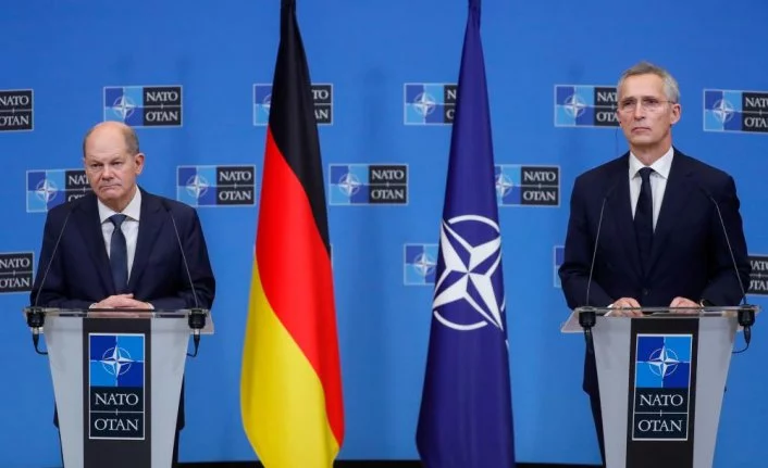 Almanya Başbakanı Scholz, NATO'yu ziyaret etti