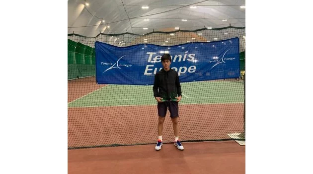 Arkada Cup'ta milli tenisçi Atakan Karahan şampiyon