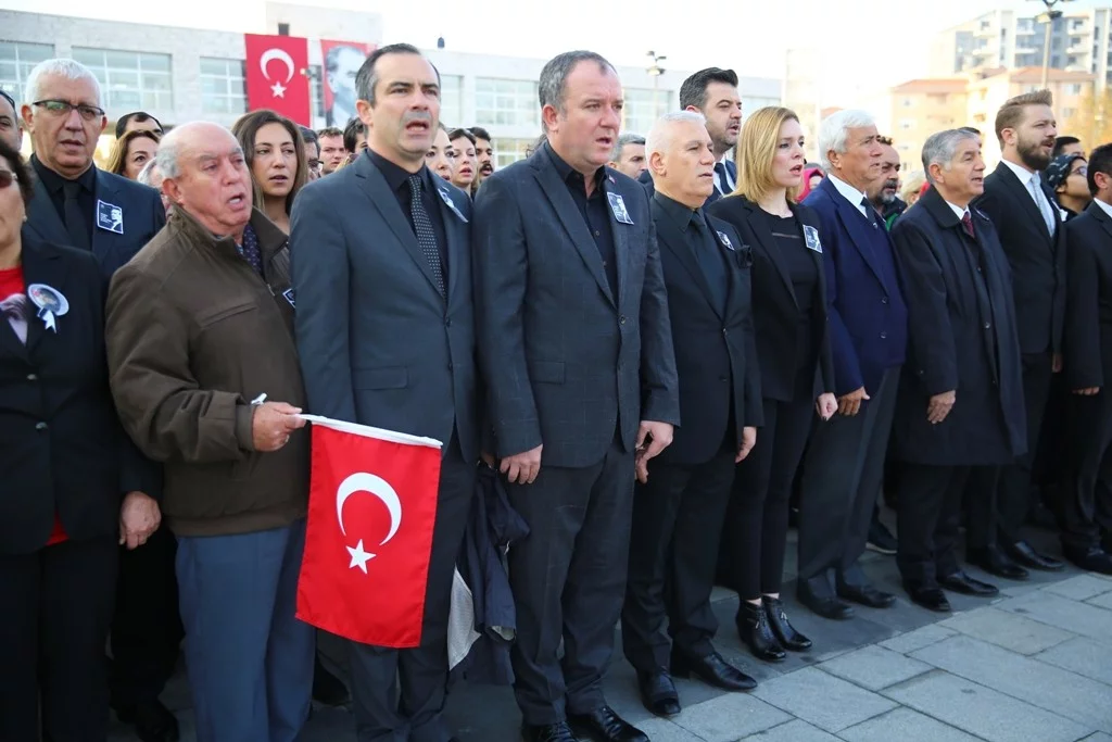 Atatürk Nilüfer'de törenle anıldı
