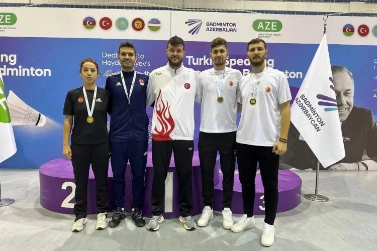Badmintoncular Azerbaycan’dan 3 madalyayla döndü