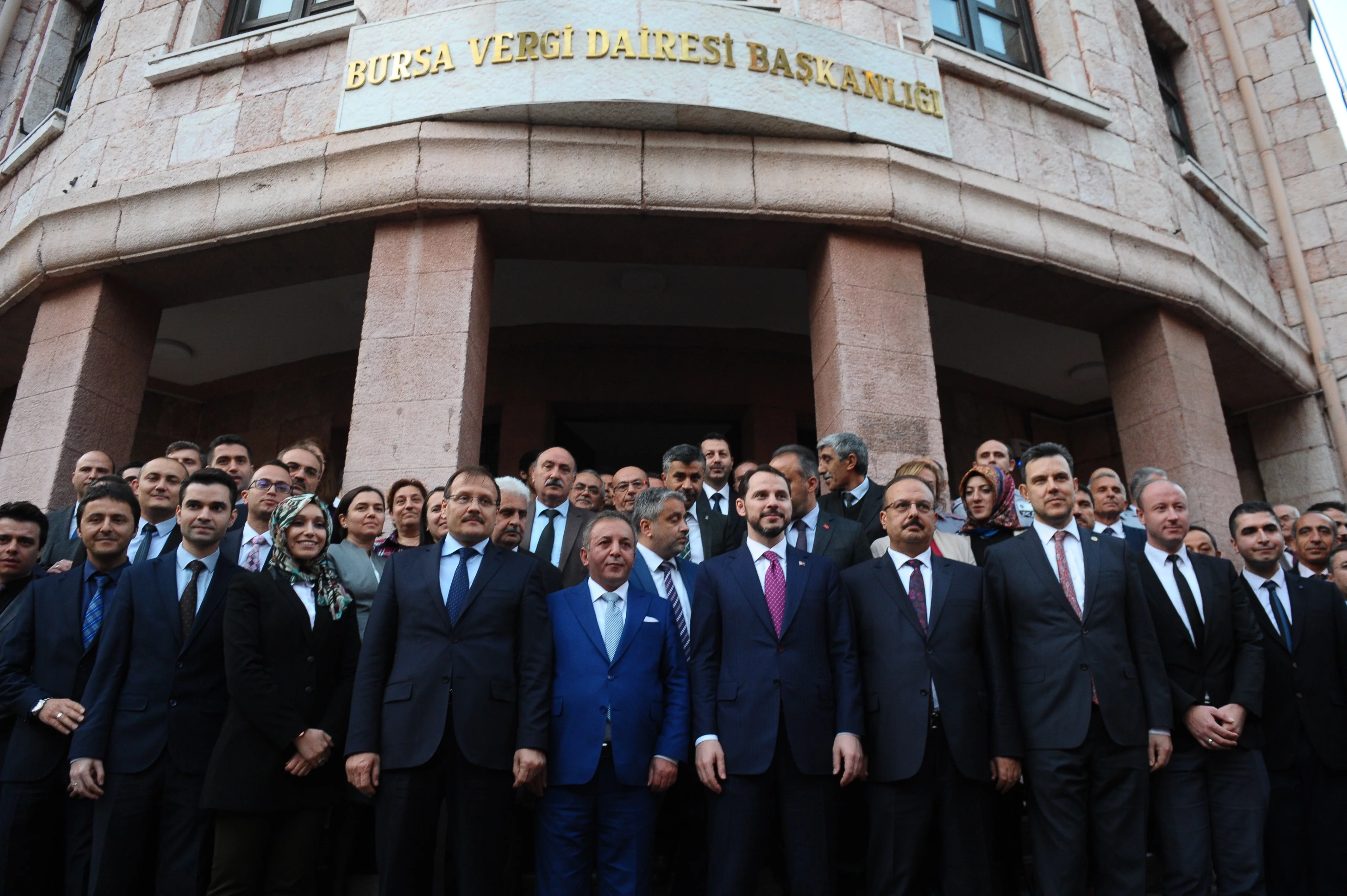 Bakan Albayrak Bursa’da bir dizi ziyaret gerçekleştirdi
