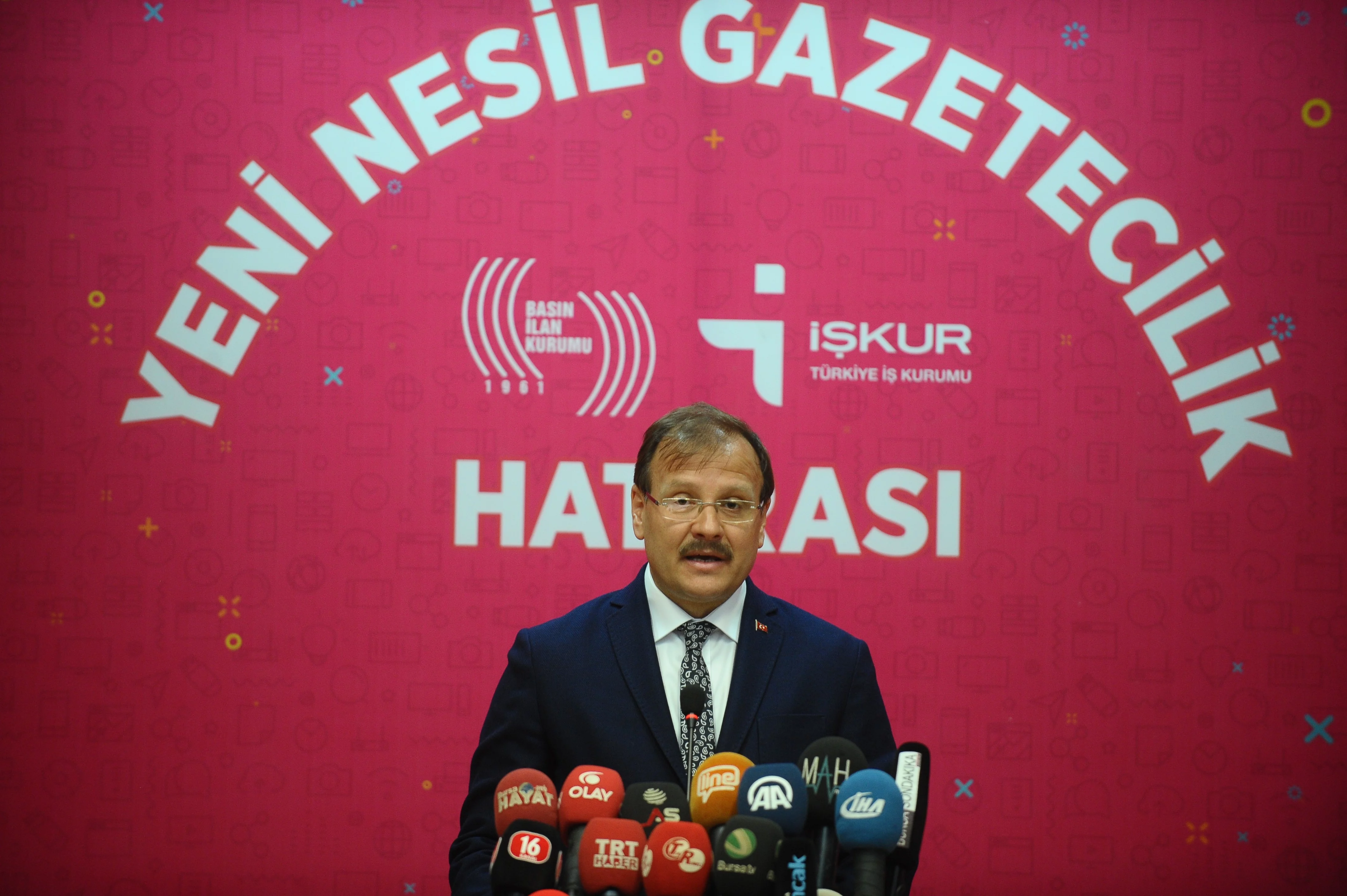 Başbakan Yardımcısı Hakan Çavuşoğlu: “15 Temmuz’da ülke işgal edilmeye çalışıldı”