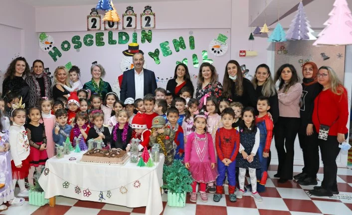 Başkan Türkyılmaz'dan öğrencilere yeni yıl hediyesi