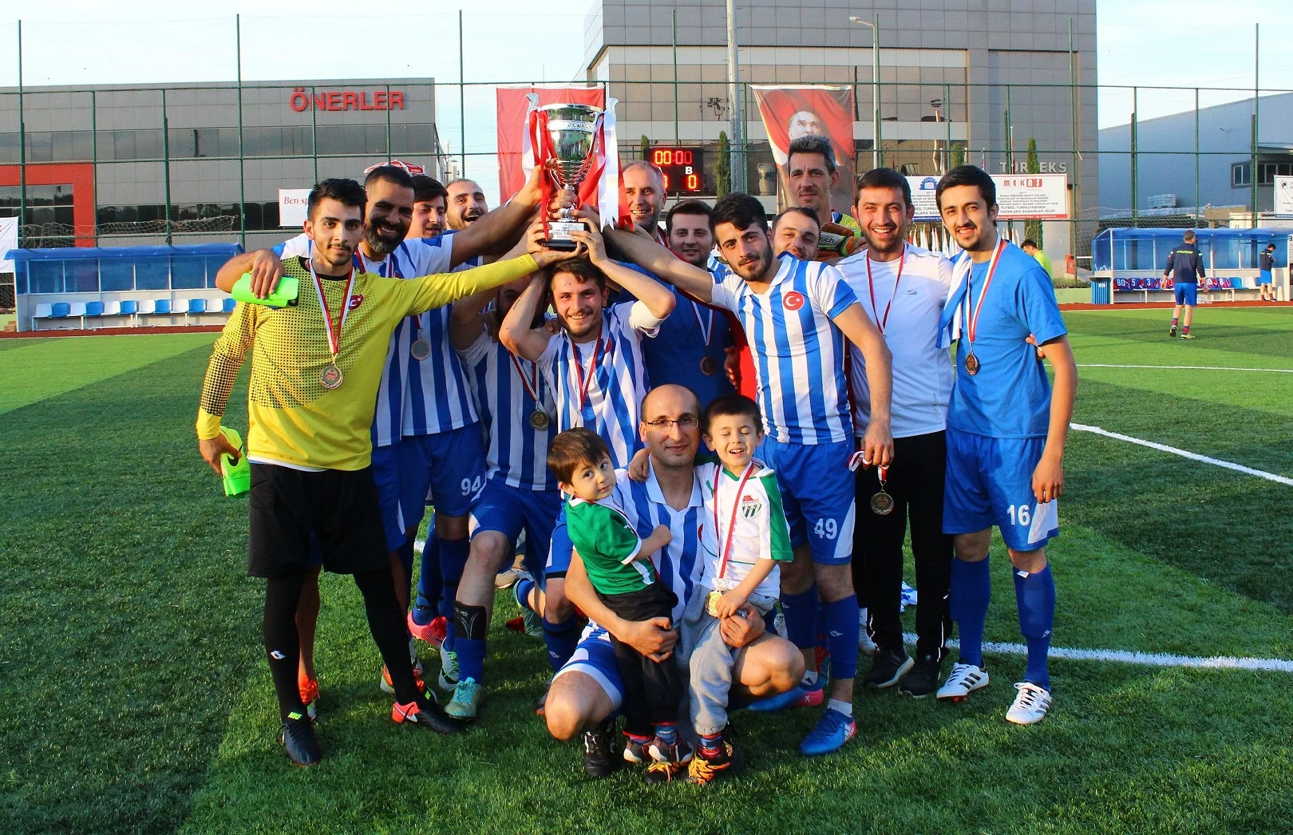 BOSİAD Futbol Turnuvası’nın  şampiyonu Beyçelik Gestamp oldu