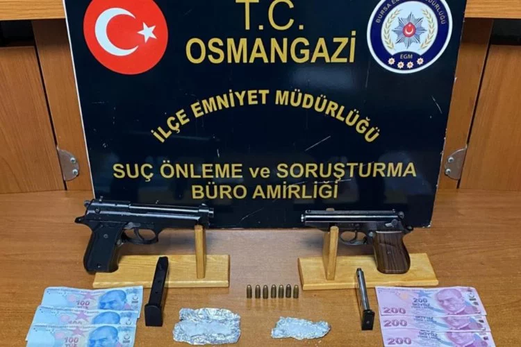 Bursa'da uyuşturucu almak için tabancayla takas yaptılar