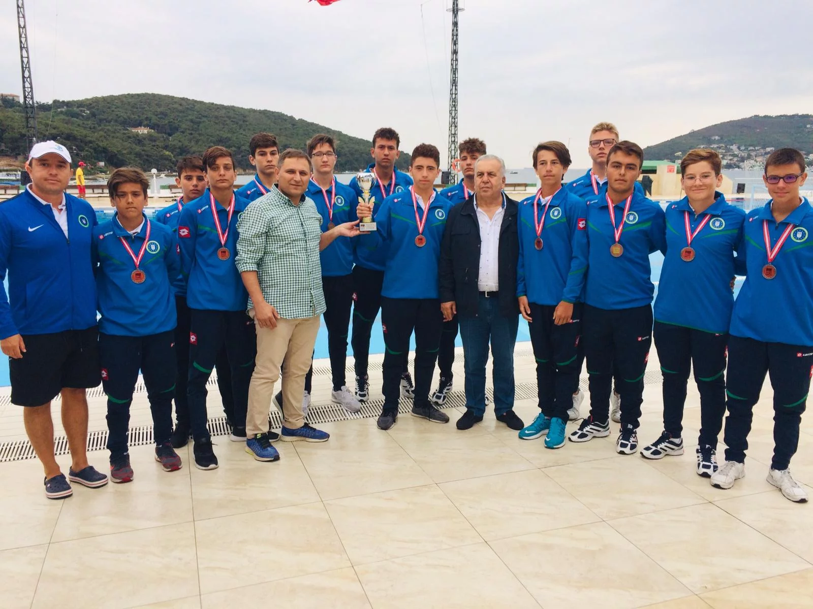 Bursa BŞB'li gençler, Sutopu Ligi'nde üçüncü oldu