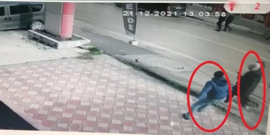 Bursa'da abla-kardeş yolda yürürken saldırıya uğradı