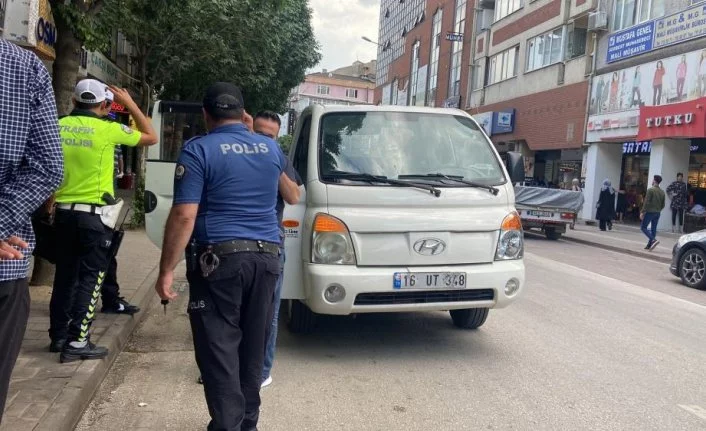 Bursa'da çaldığı araçla emniyet müdürüne yakalandı