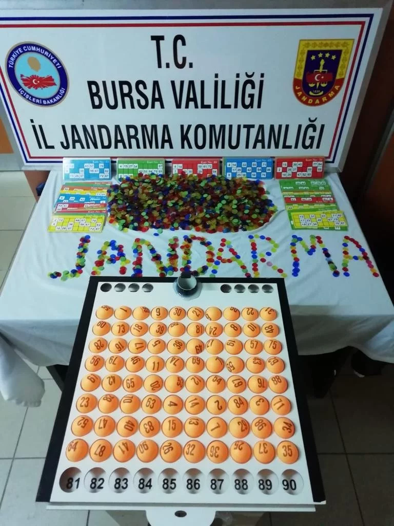 Bursa'da düğün salonuna kumar baskını: 42 gözaltı