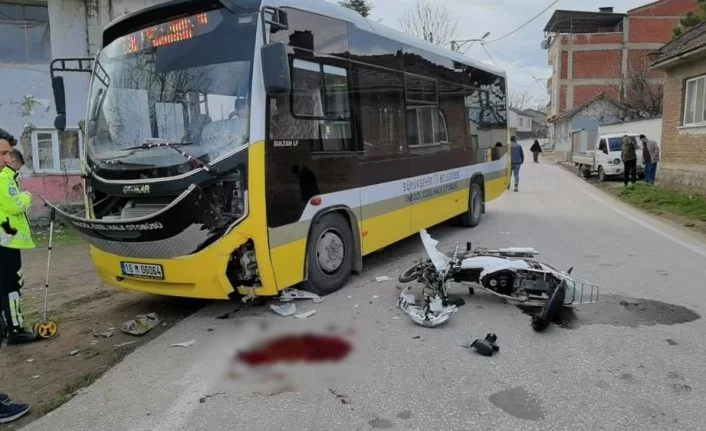 Bursa'da feci kaza! Otobüsle kafa kafaya çarpıştı