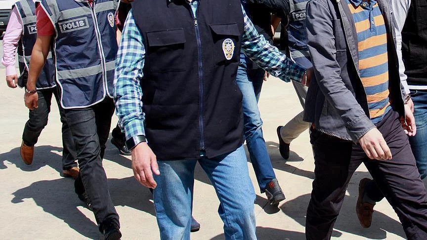 Bursa'da FETÖ'den tutuklu sanığın evinde örgütsel dokümanlar ele geçirildi
