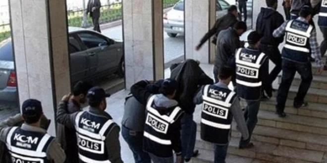 Bursa'da FETÖ operasyonu: 14 gözaltı