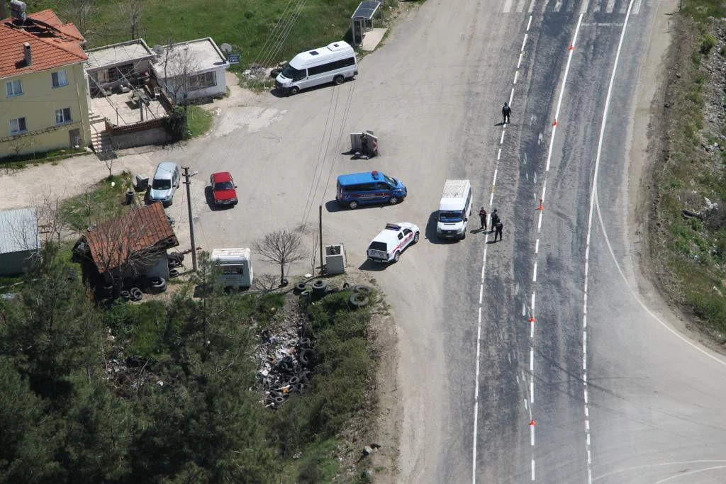 Bursa'da helikopterli huzur uygulaması: 34 gözaltı