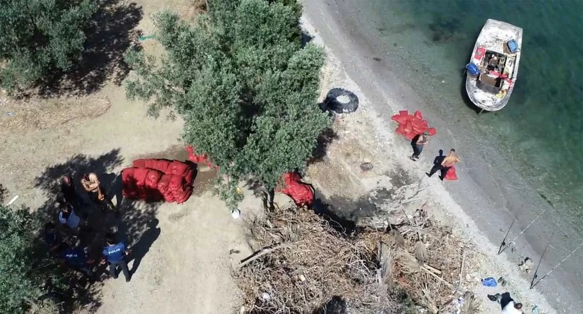 Bursa'da kaçak midyeciler Drone ile yakalandı