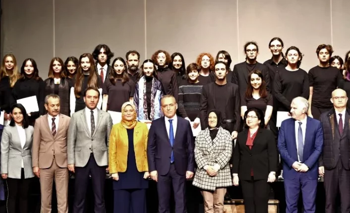 Bursa'da kadına şiddete karşı anlamlı etkinlik