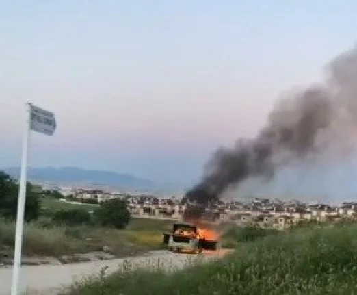 Bursa'da otomobiller alev alev yandı